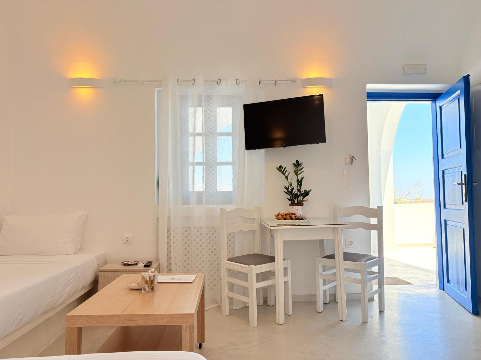 Apartment Solasta #1 With Jacuzzi In Santorini *
